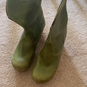Gently used olive green clog boots